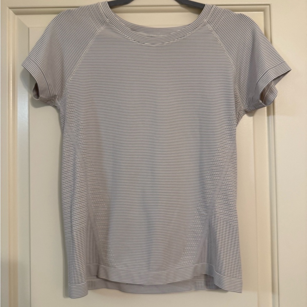 Athleta Light Gray Striped Short Sleeve Tee